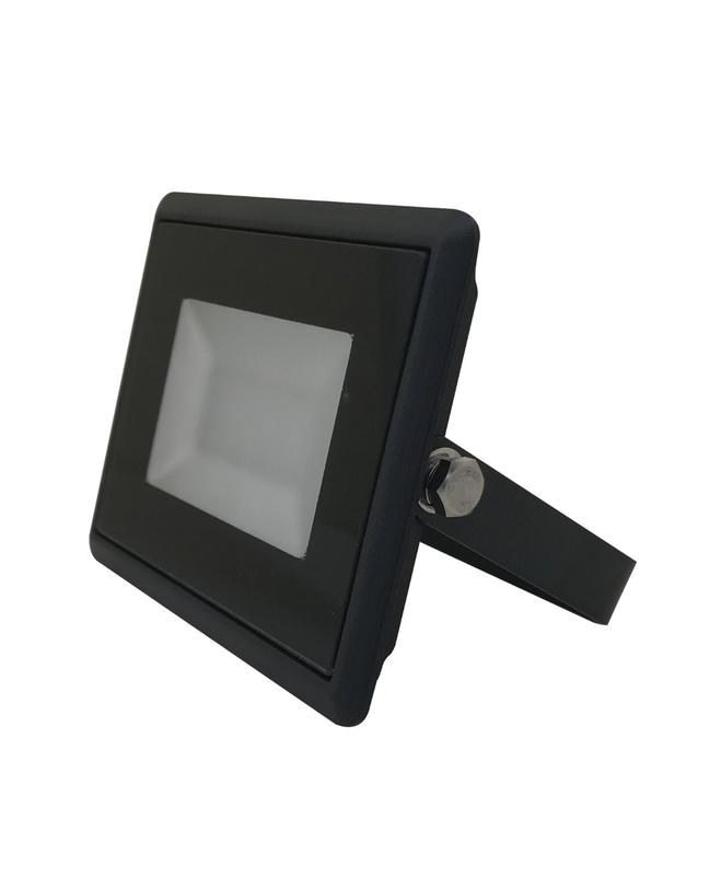 Прожектор светодиодный FLOODLIGHT ДО 20Вт 4000К 1440Лм IP65 ECO CLASS черн. LEDVANCE 4058075176591